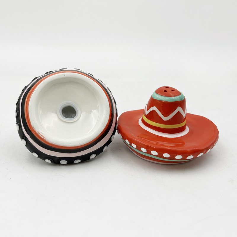 Chapeau dessiné à la main en forme de céramique Saline et poivre Shaker Pour la décoration de la maison Cadeau Taille personnalisable Couleur
