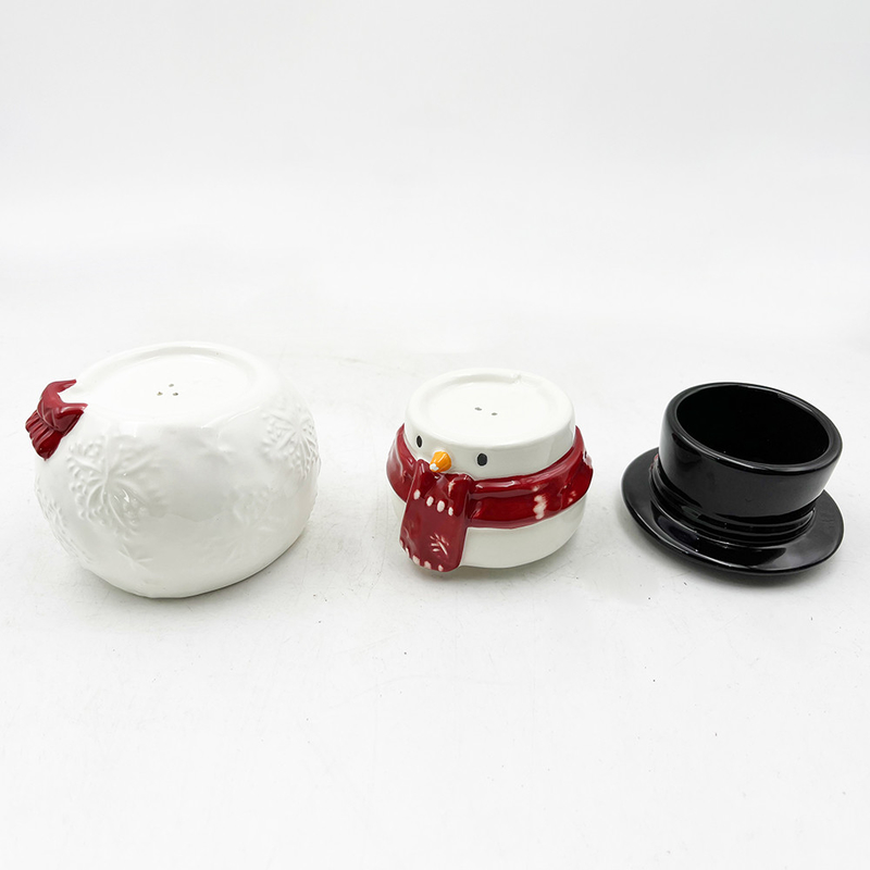 Homme de neige cadeau en céramique créatif trois pièces ensemble de salle et poivre shakers modèle personnalisé
