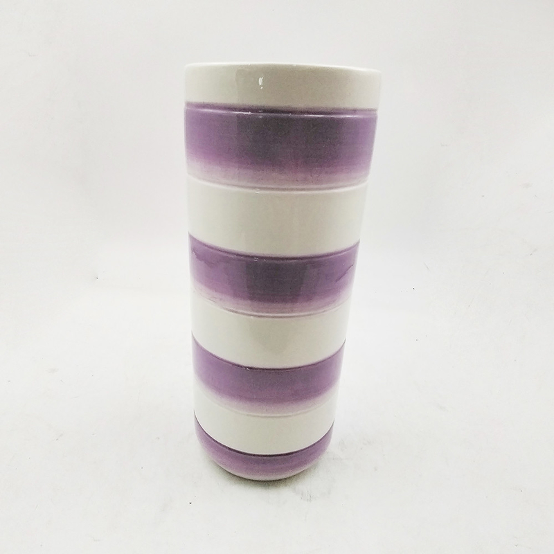 Vases décoratives modernes minimalistes Taille personnalisée pour une grande pièce de luxe Vase de fleurs en céramique blanche conçue pour le salon