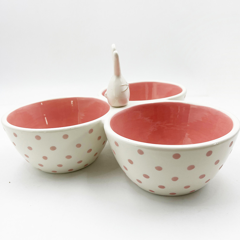 Classique rose Cute Matériau céramique Tri Partie Servant Bowl Lapin stupide avec poignée de lapin