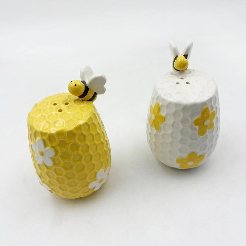 Flower and Bee Ceramic Salt and Pepper Shaker Pour les accessoires de cuisine Décoration de maison
