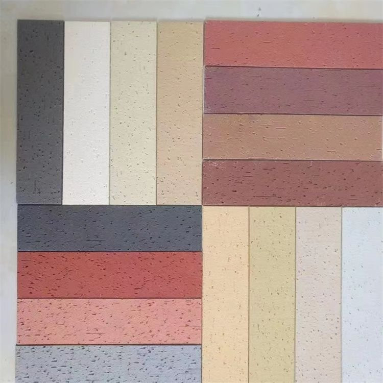 Carreaux de mur d'argile pliable Solutions de conception polyvalentes Tailles variées Tones terreux Parfait pour les murs incurvés