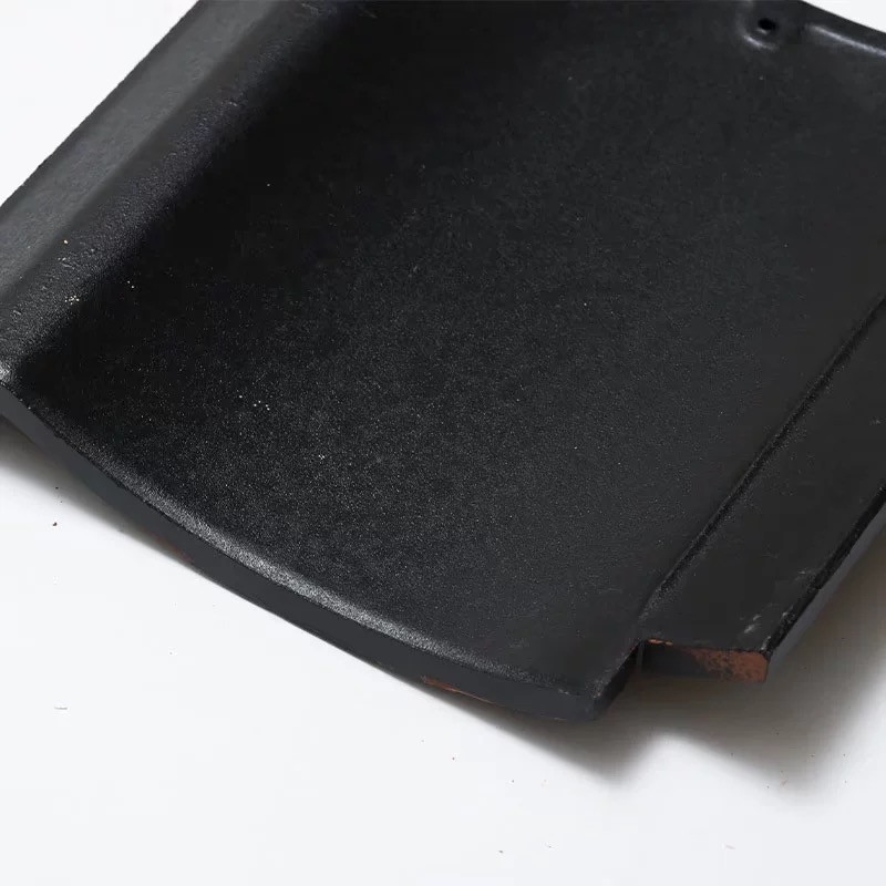 Carreaux de toits japonais Sangawara Porcelaine vitrée pour les toits extérieurs décoratifs