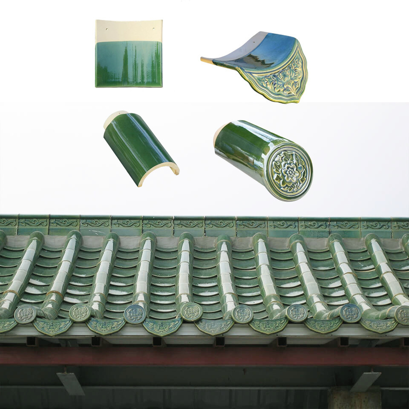 Carreaux vitrés pour la conception traditionnelle du toit vert dans un temple chinois aux Philippines