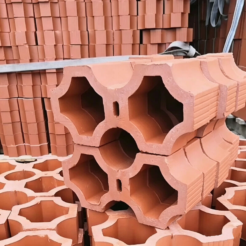 Blocs de brise d'argile cuite en terre cuite rouge naturelle Blocs de murs pour l'ombrage et la ventilation des façades architecturales