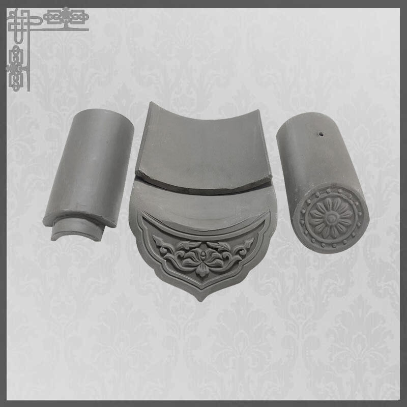 Système traditionnel de tuiles de toiture en argile grise chinoise avec plaque courbe, plaque plate, écorce et tuile de crête pour l'architecture asiatique