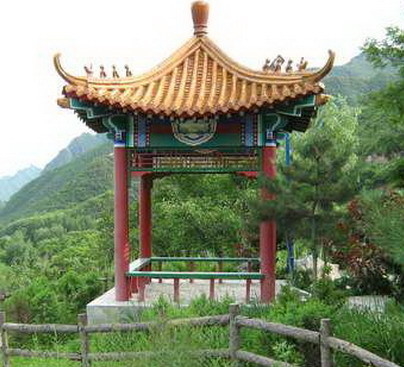 Pavillon chinois de cabine extérieure de cour avec les sièges anticorrosifs en bois 10 - 18